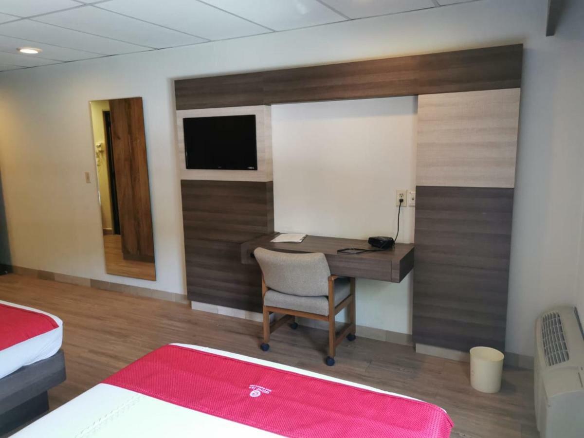 Hotel Oliver Inn - Tlalnepantla Città del Messico Esterno foto